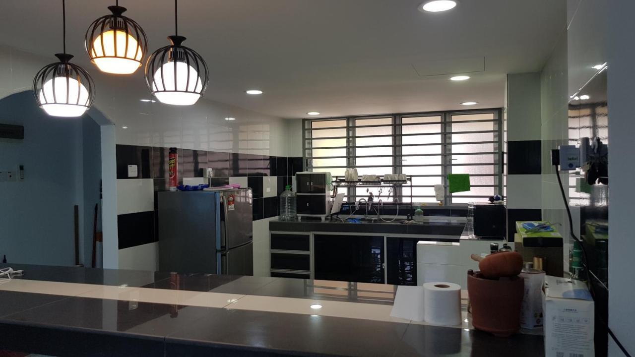 Pd Batu 9 Cocobay Apartment With Family Kampong Tanah Merah  Exterior foto